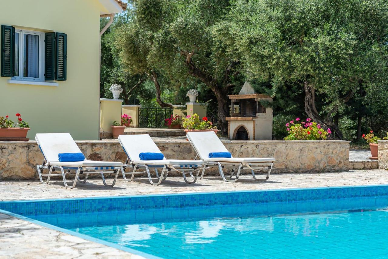 Olivegrove Villa - Nestled In Olive Trees With Private Pool, By Zantewize Трагаки Екстериор снимка